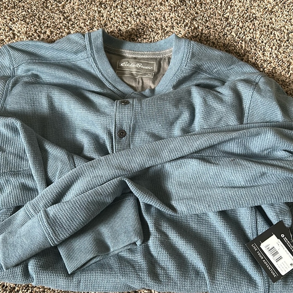 NWT Eddie Bauer Thermal Henley